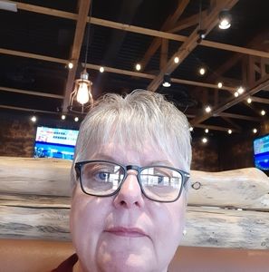 Meet your Posher, Janet